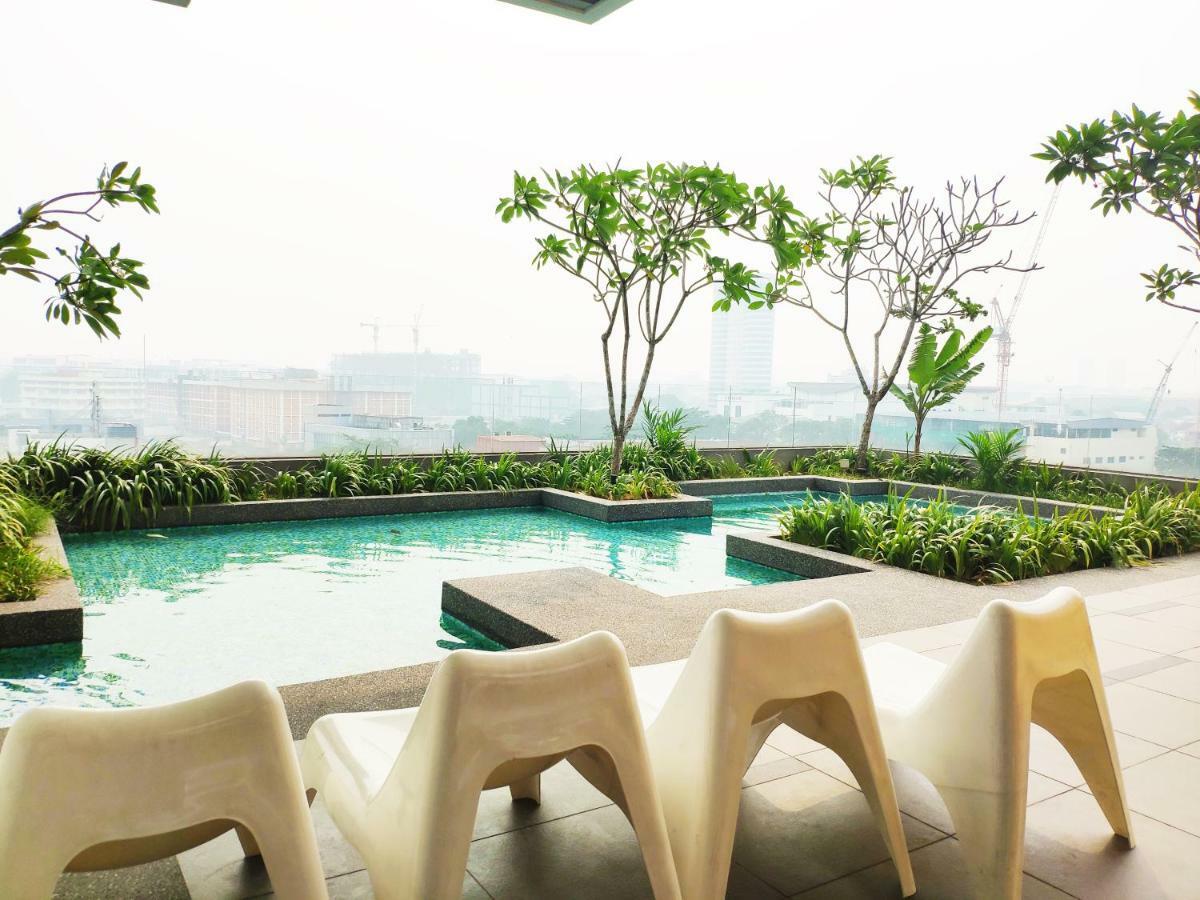 5-Star Apartment + Infinity Pool, 4 Pax, 1 Min To Jaya One Petaling Jaya Exterior photo